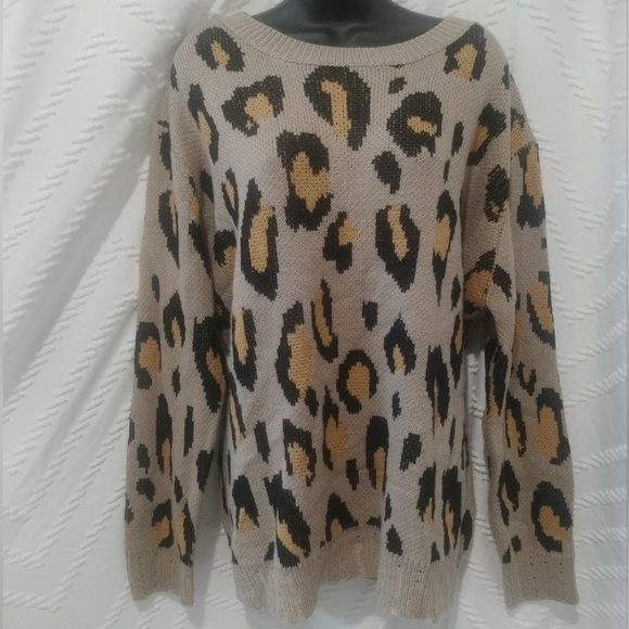 EUC Bold Neutral-toned Stylish Trendy Leopard Print Soft Sweater Top Sz L - Picture 7 of 11